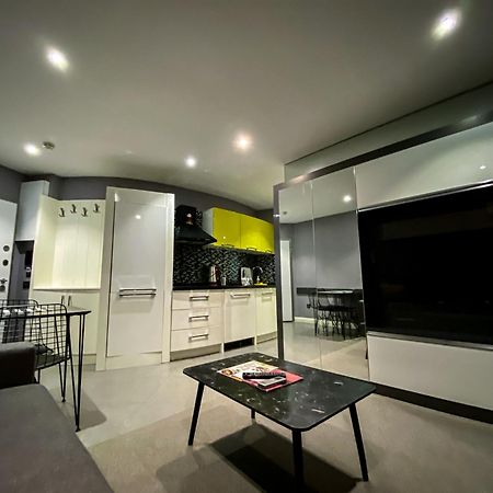 Bmk Suites Apartments Antalya Bagian luar foto