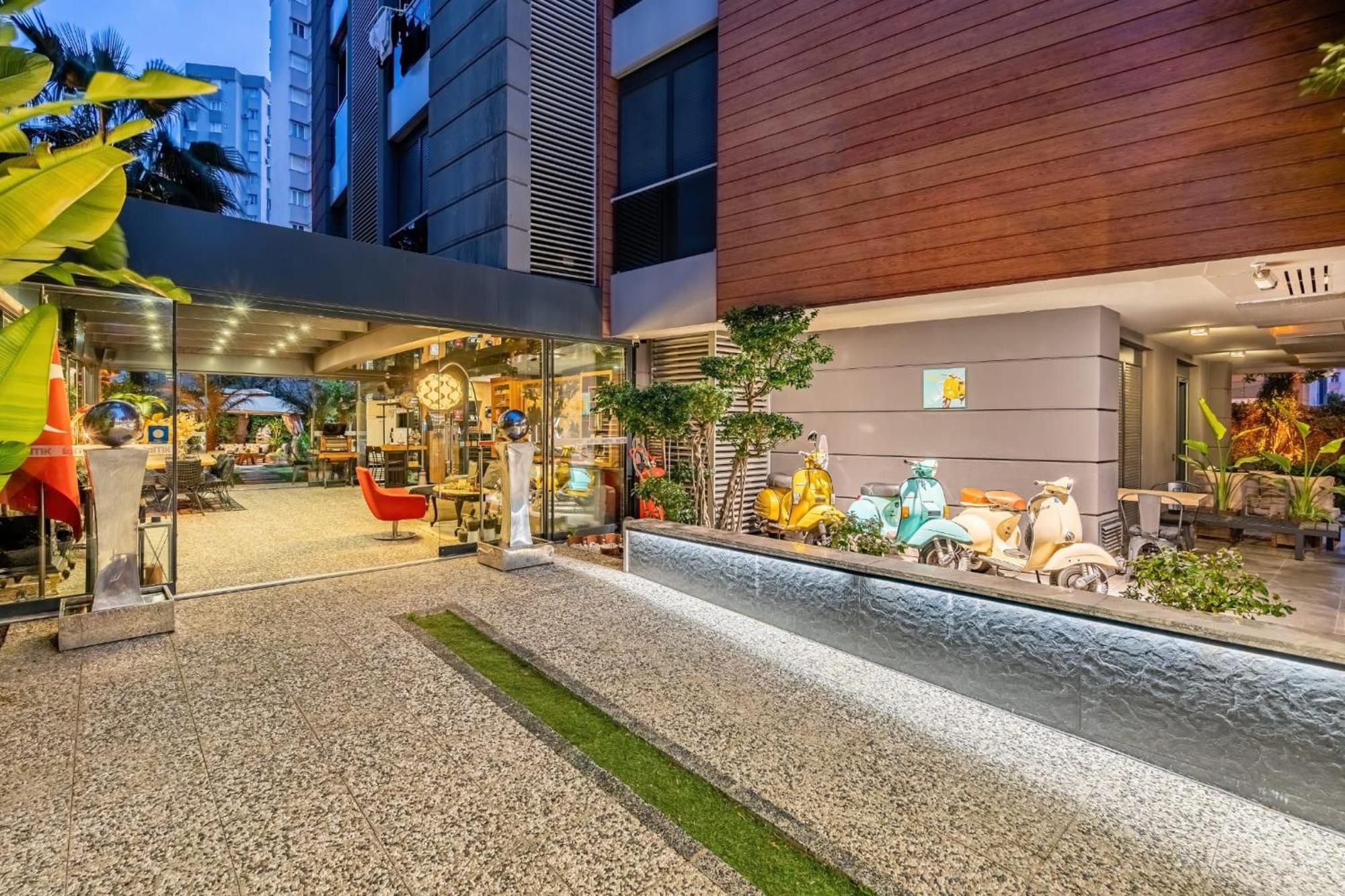 Bmk Suites Apartments Antalya Bagian luar foto