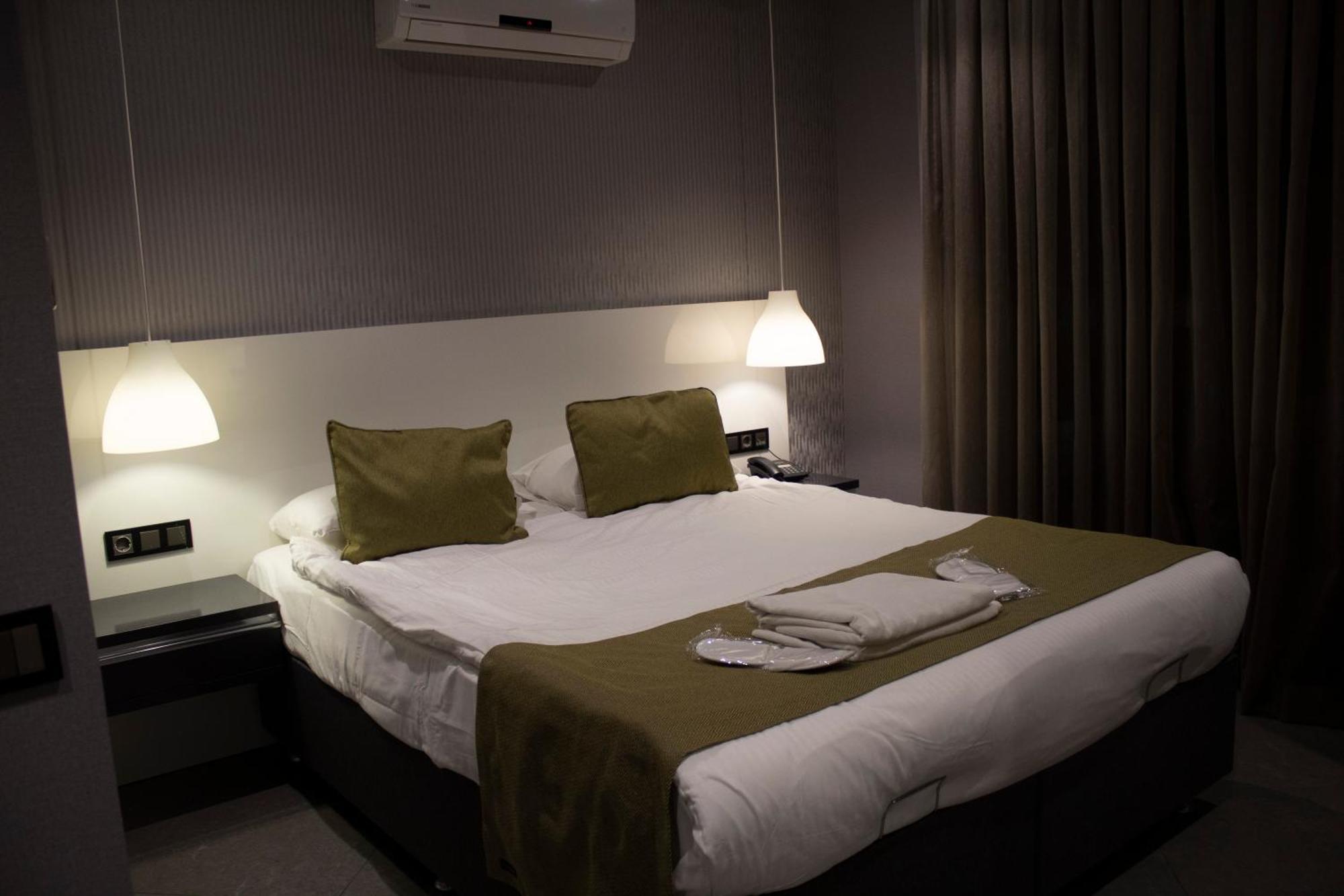 Bmk Suites Apartments Antalya Bagian luar foto