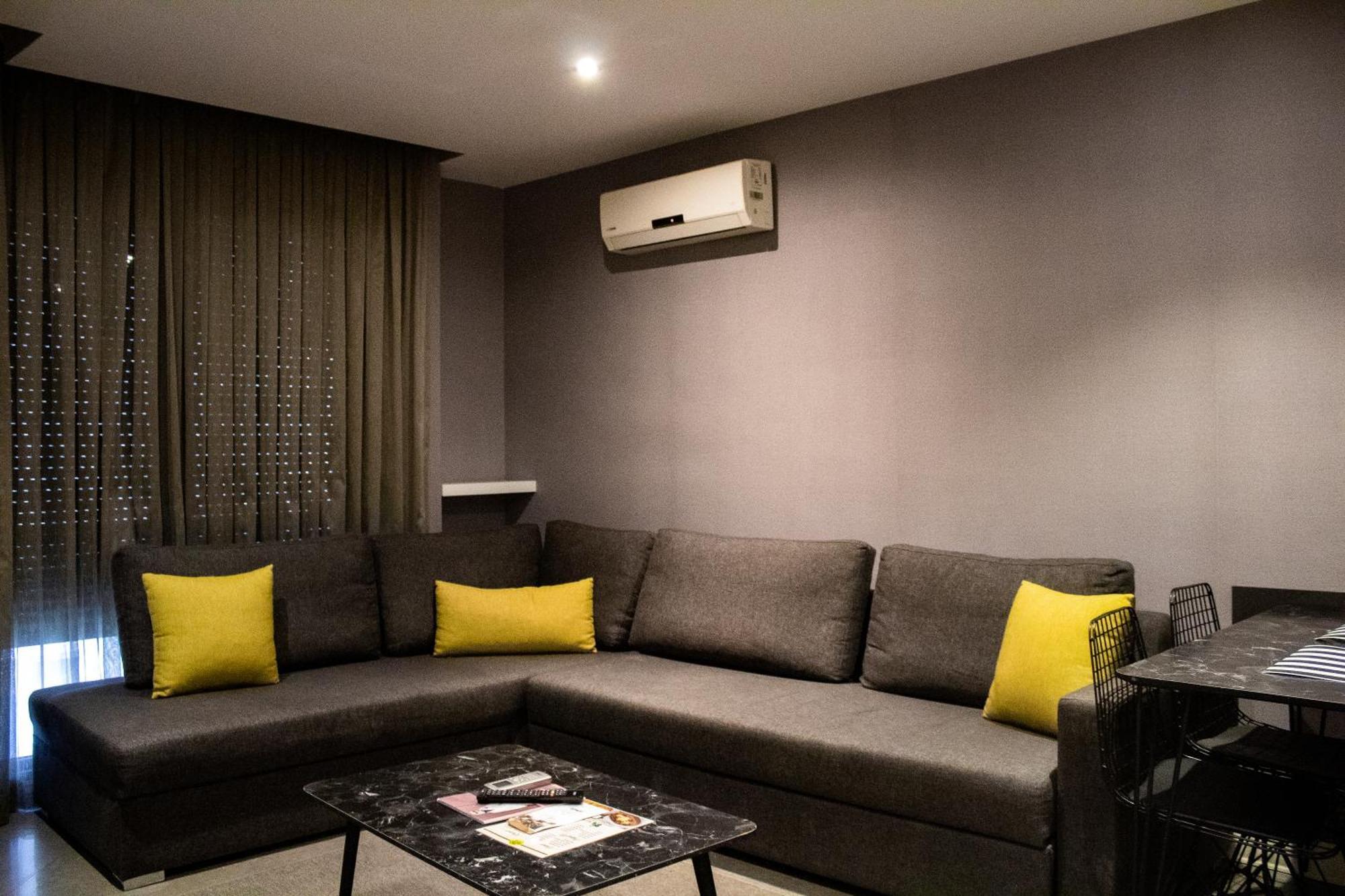 Bmk Suites Apartments Antalya Bagian luar foto