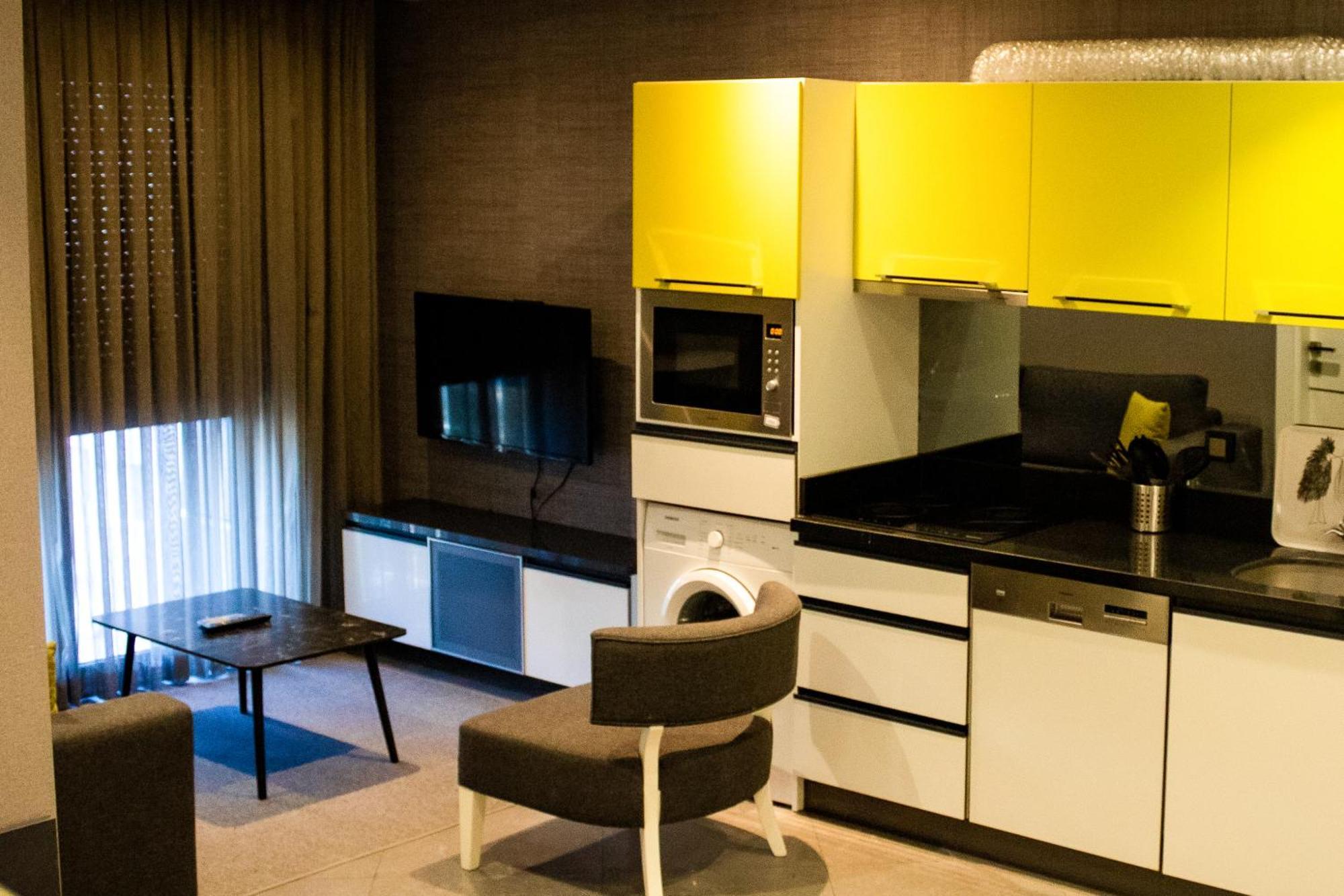 Bmk Suites Apartments Antalya Bagian luar foto